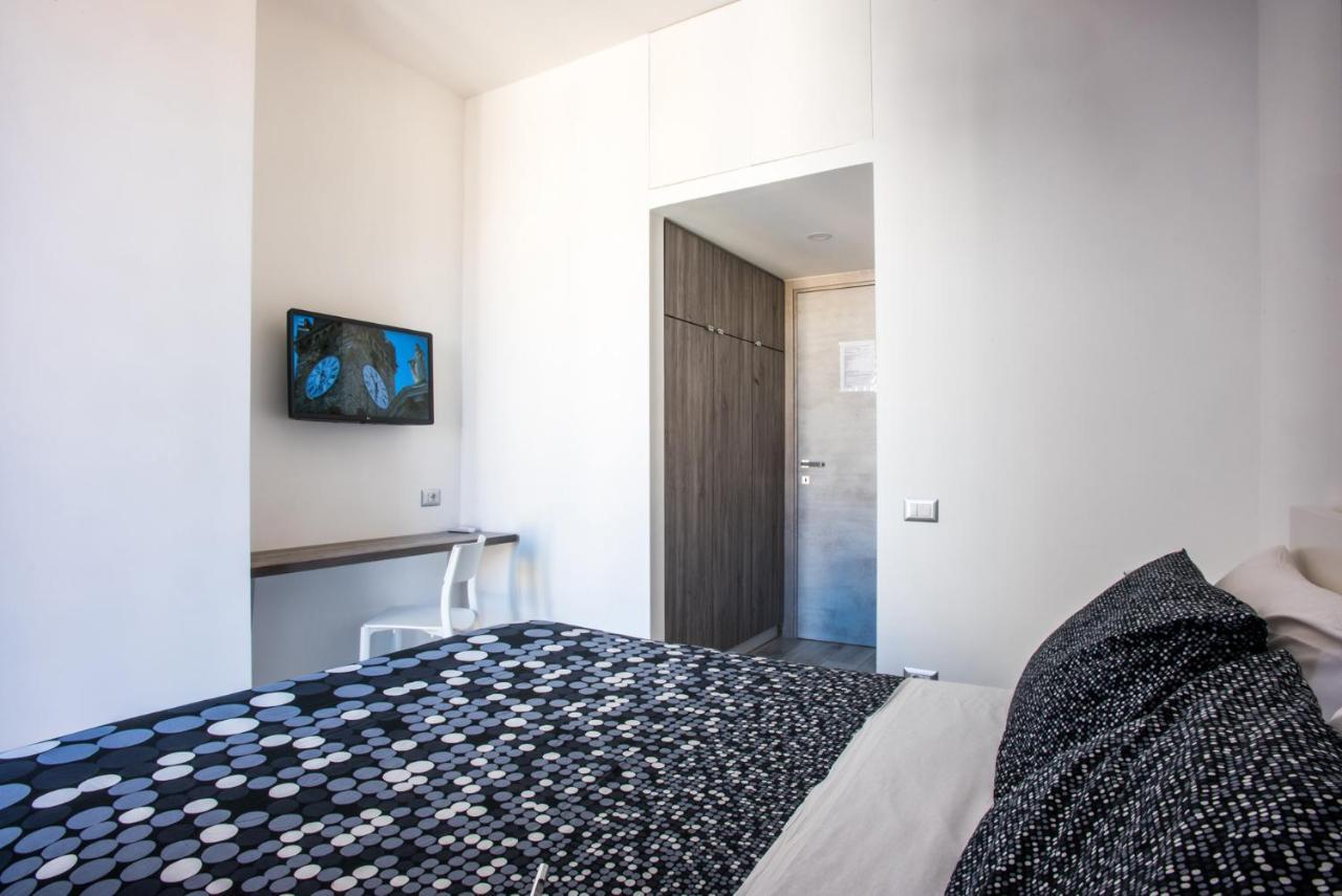 Solarium Al Duomo Rooms By Wonderful Italy Naples Luaran gambar