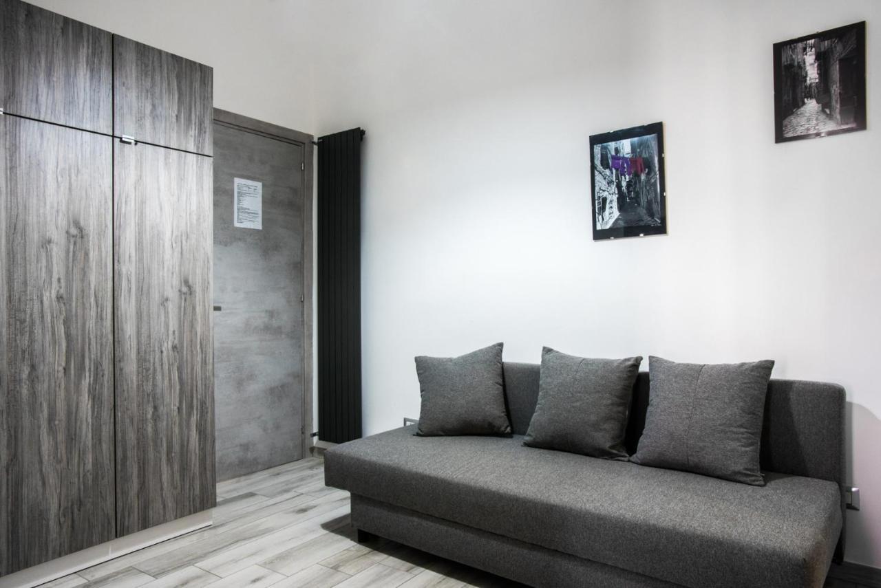 Solarium Al Duomo Rooms By Wonderful Italy Naples Luaran gambar