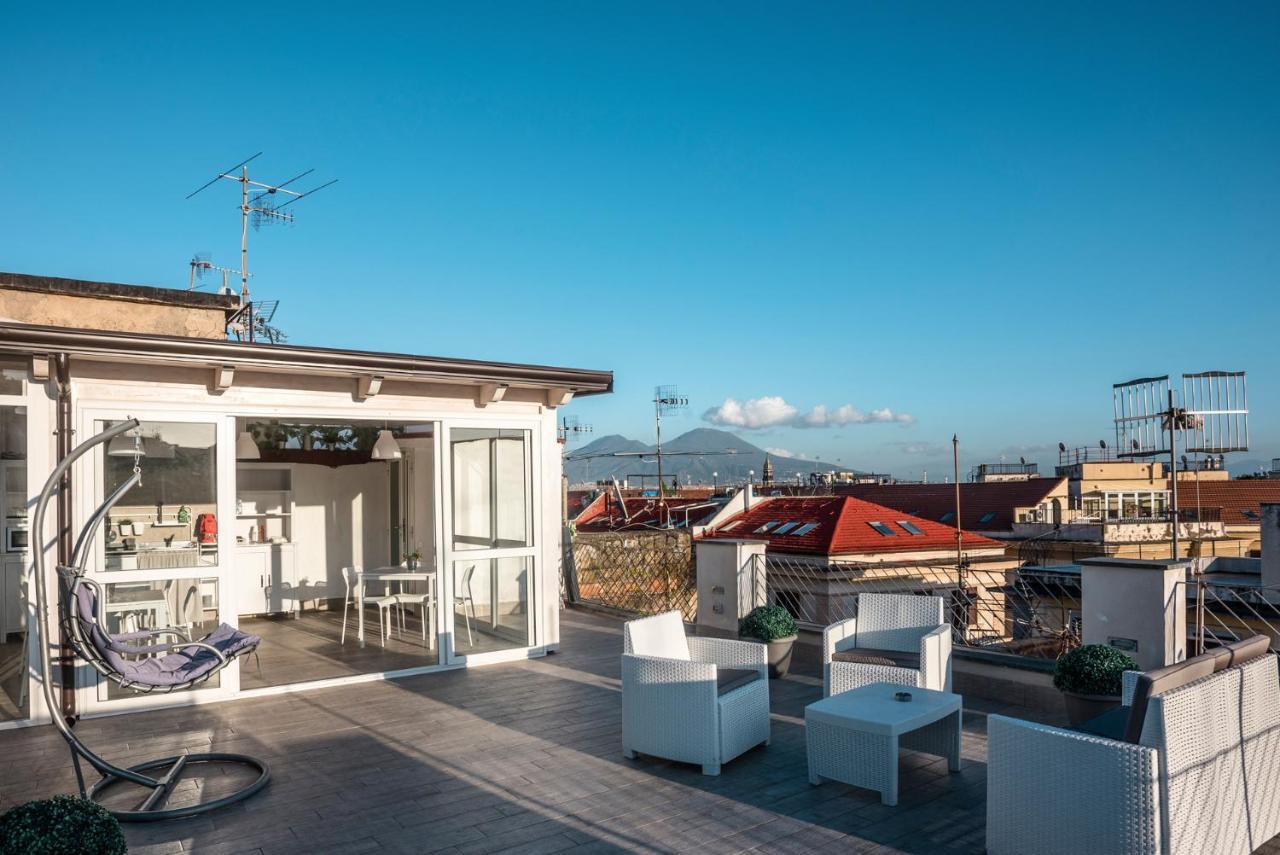 Solarium Al Duomo Rooms By Wonderful Italy Naples Luaran gambar